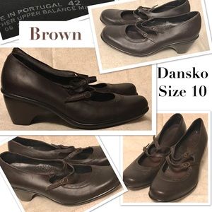 Dansko MaryJane Heels 👠 size 42 - fits US size 10